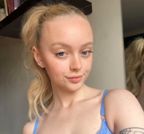 palelittlelad nude onlyfans leak