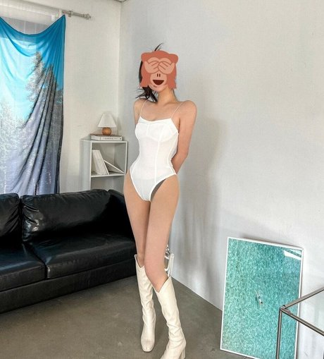 Aurora boots onlyfans nude leaks