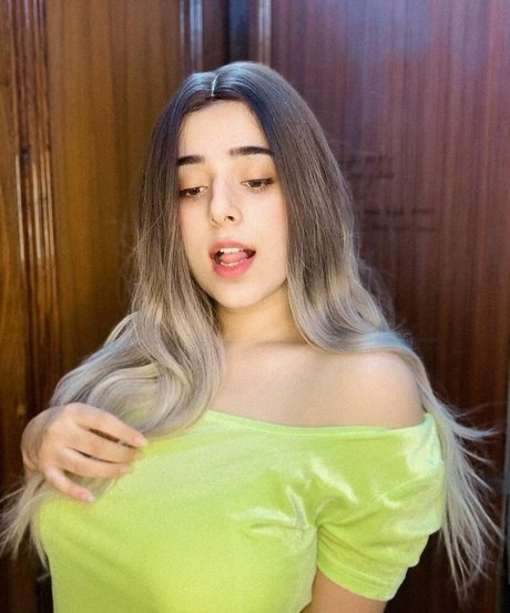 Apoorva Bhalla onlyfans content type