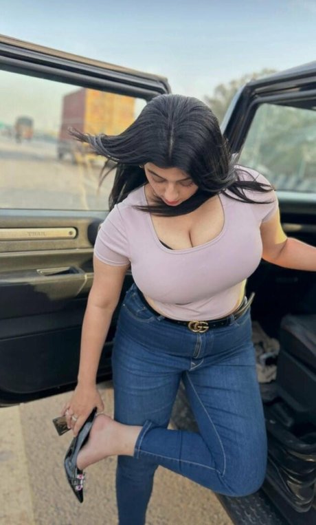 Apoorva Bhalla onlyfans nude content