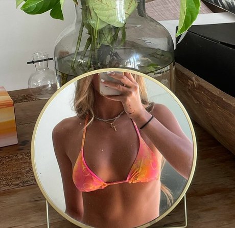 Yasmin Prenter onlyfans page