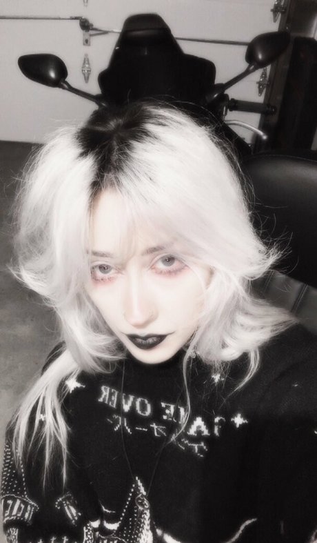 StyrlingElf onlyfans star