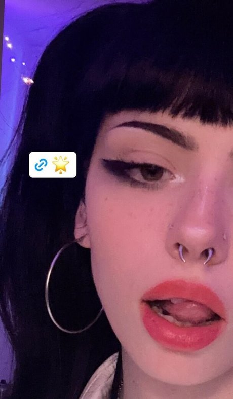 Emma Langevin onlyfans nude leaked