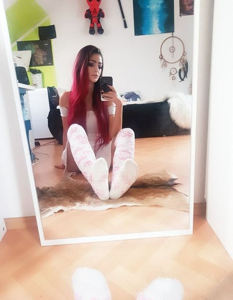 Psycatarts onlyfans nude photos