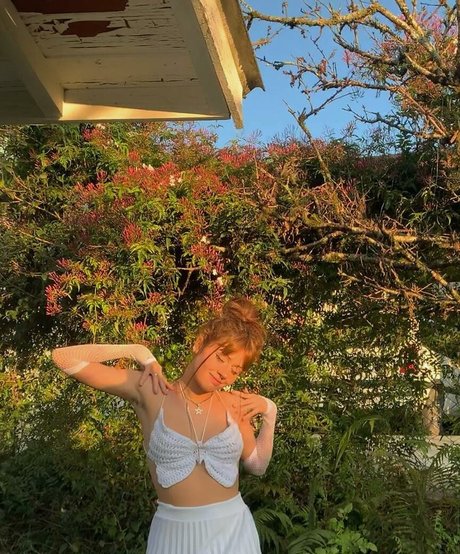 mellmoeller boobs onlyfans