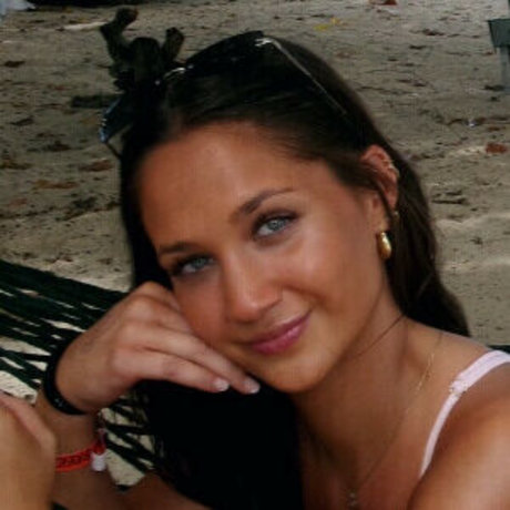 Stephanie Zustovich onlyfans porn nude