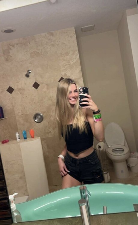 itslexismith onlyfans x