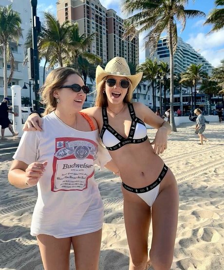 itslexismith onlyfans model