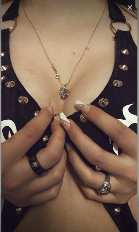 Katherine Means nudes only fans