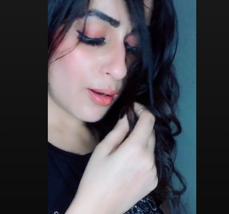 Vansheen Verma Sumbriya onlyfans public photos