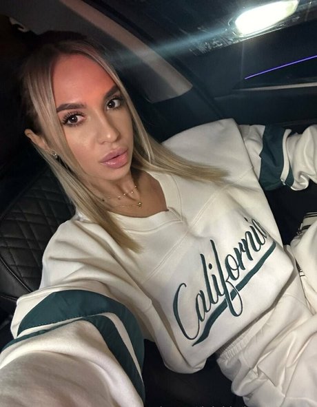 bunnysnowvip onlyfans pics