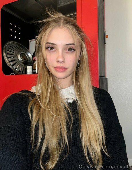 enya4u onlyfans nude photos