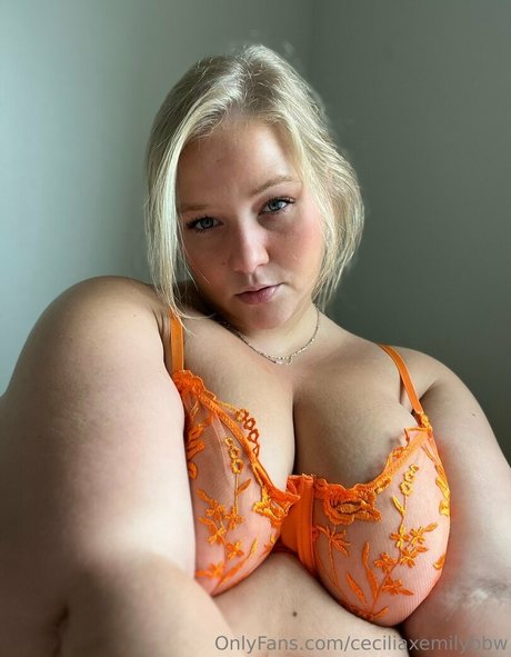 ceciliaxemilybbw onlyfans nudes leak