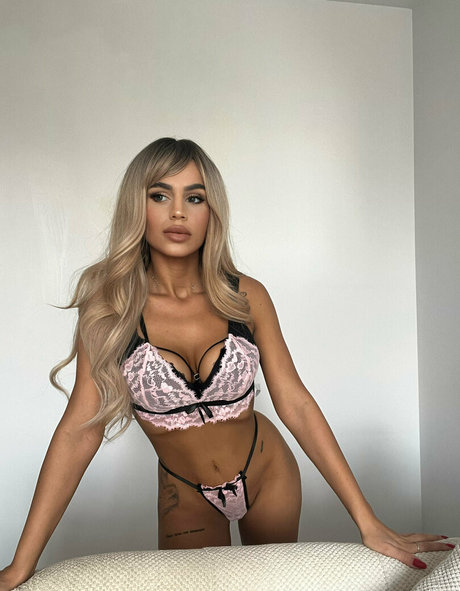 evamarie96 on onlyfans