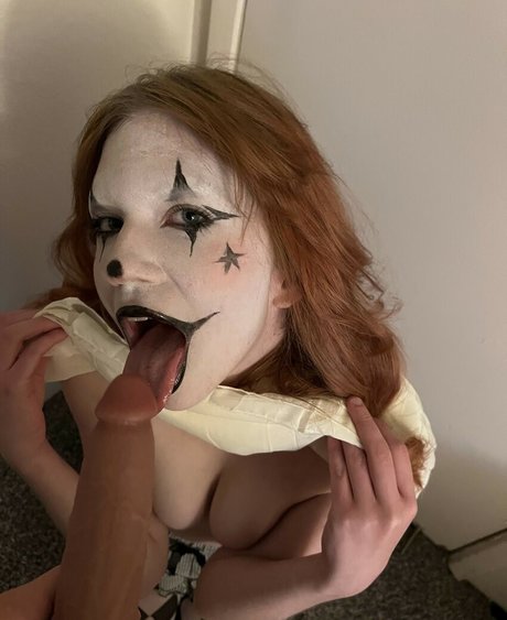 Tora Love onlyfans nude photos