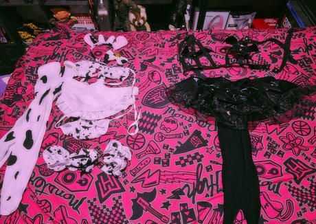 evyrosas strip onlyfans