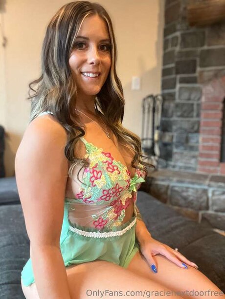 gracienextdoorfree free onlyfans
