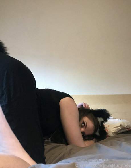 grungifungifree onlyfans model photo