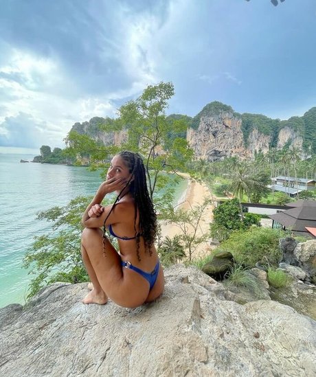 lorenadefelipe onlyfans topless