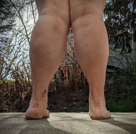 flirtyf33t94 onlyfans x