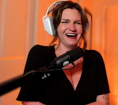 Lippsmacker onlyfans boobs