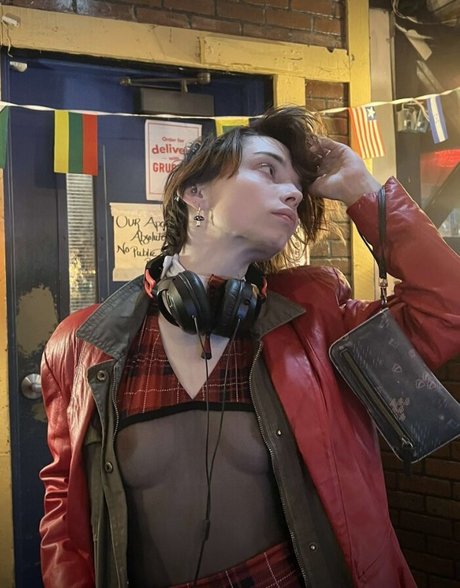 Theunderland only fans.