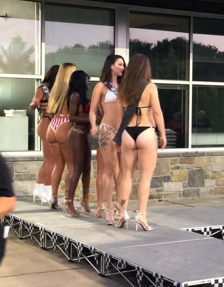 thatdarn foxx onlyfans nude