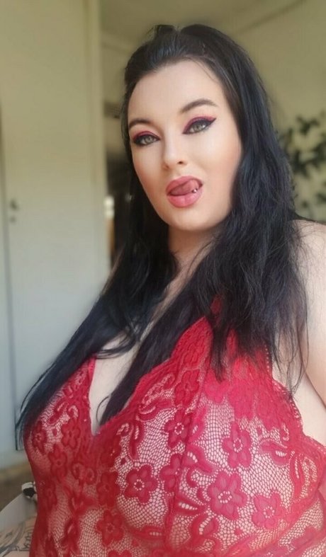 mistresskatiana onlyfans tits