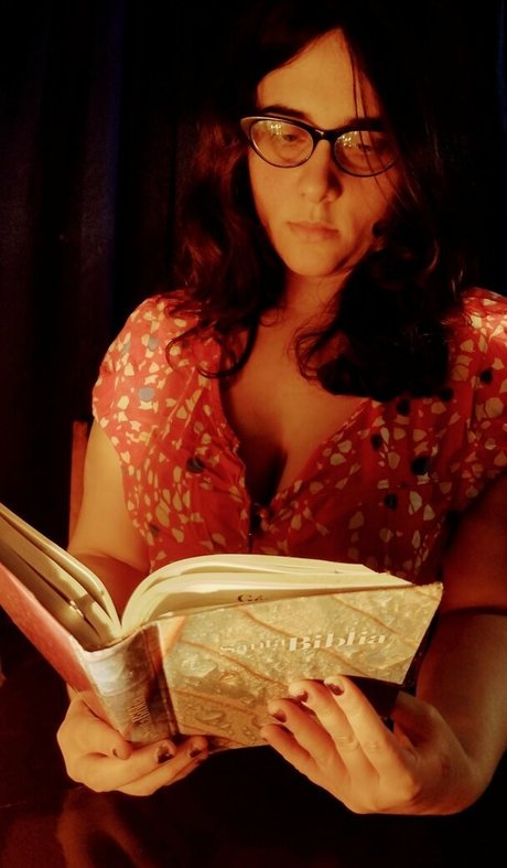 misticacristal onlyfans naked leak