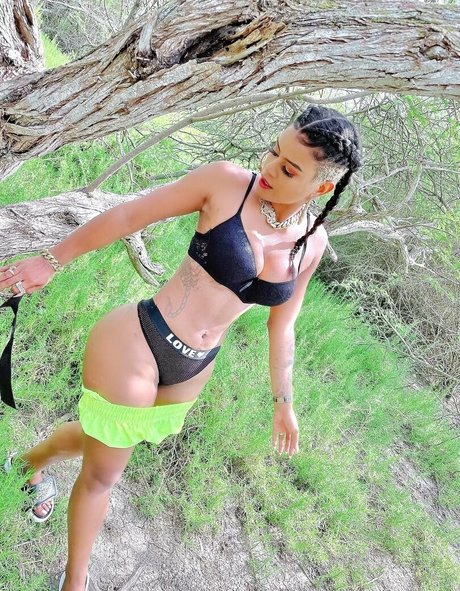 yeraldincom1oficial on onlyfans