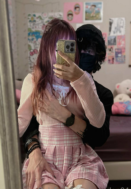 strwberrydoll onlyfans leak nude