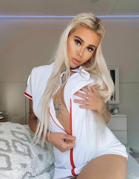 itsmiacutie onlyfans leaked