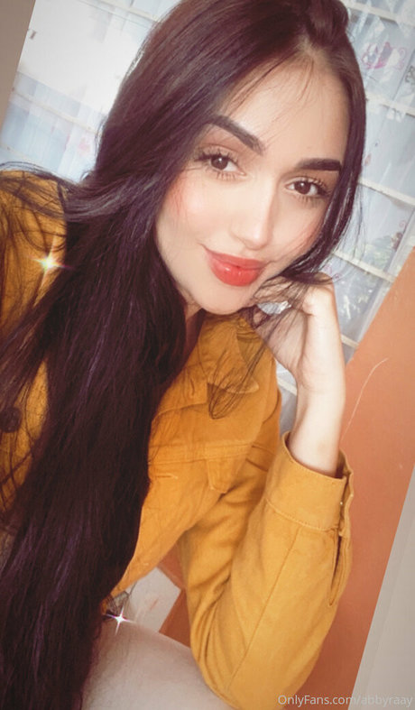 naugthyabb1 onlyfans model photo