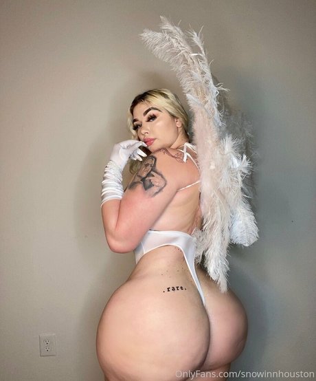 snowinnhouston nsfw onlyfans