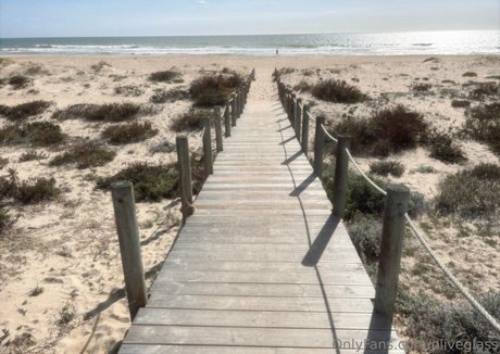 oliveglass xxx onlyfans