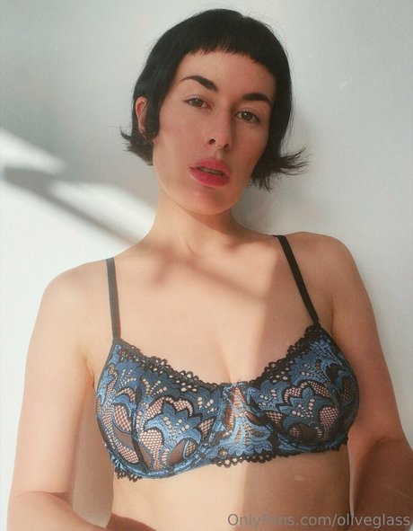 oliveglass onlyfans uncensored