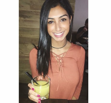 Sasha Kalra leaked onlyfans porn