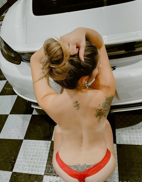 naty brown10 naked onlyfans leaks