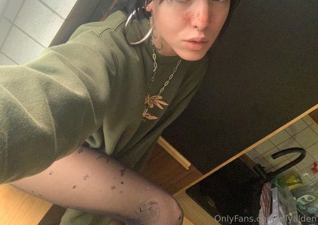 allyalden onlyfans leaks naked