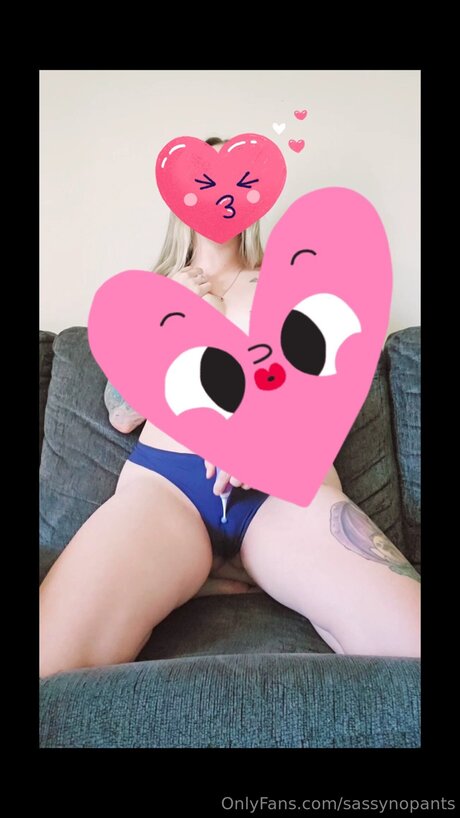 sassynopants onlyfans strip tease