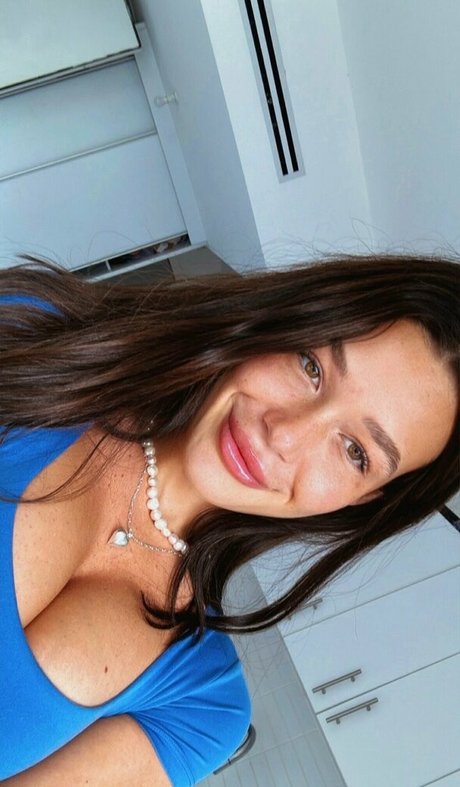 curvy blonde milf onlyfans beautiful naked plate