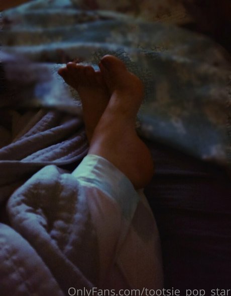 tootsie pop starr onlyfans photos