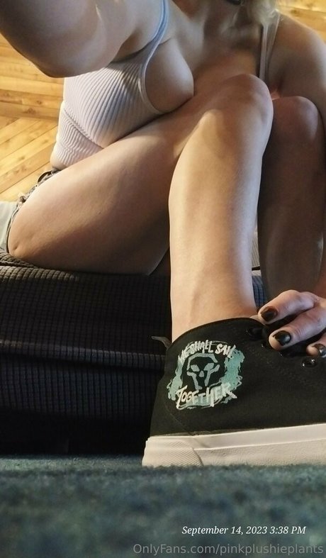 pinkplushieplants leaked onlyfans naked