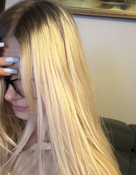 littletinyblonde onlyfans uncensored