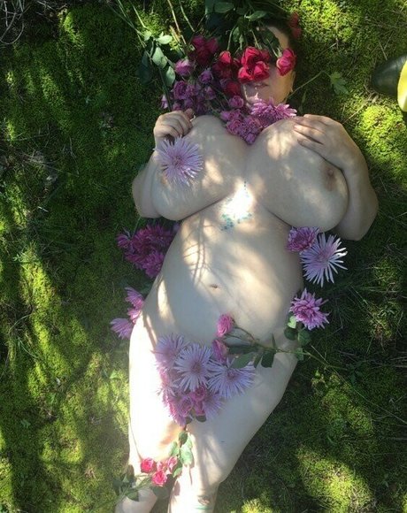 Stella R Galaxy onlyfans photo