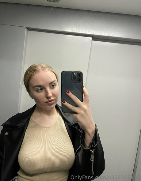 ashley boob onlyfans leaked dirtyship