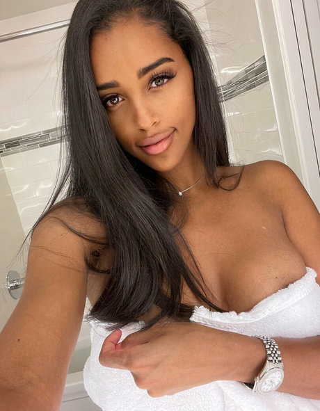 Raising The Bar only fans pictures