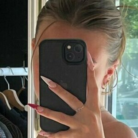 Camille Hermelin onlyfans nudes leaks