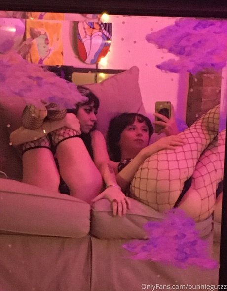 bunniegutzz onlyfans nudes leaked