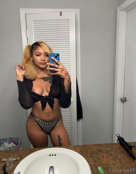 kimoraworldwide onlyfans explicit content